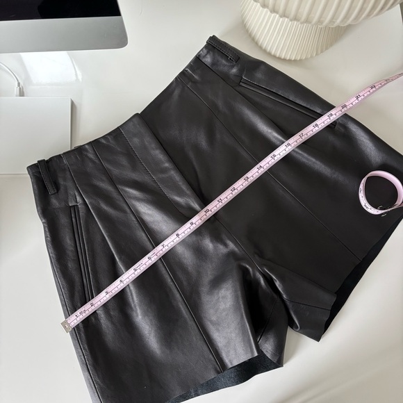 REFORMATION Veda Leather High Rise Short - Picture 12 of 14